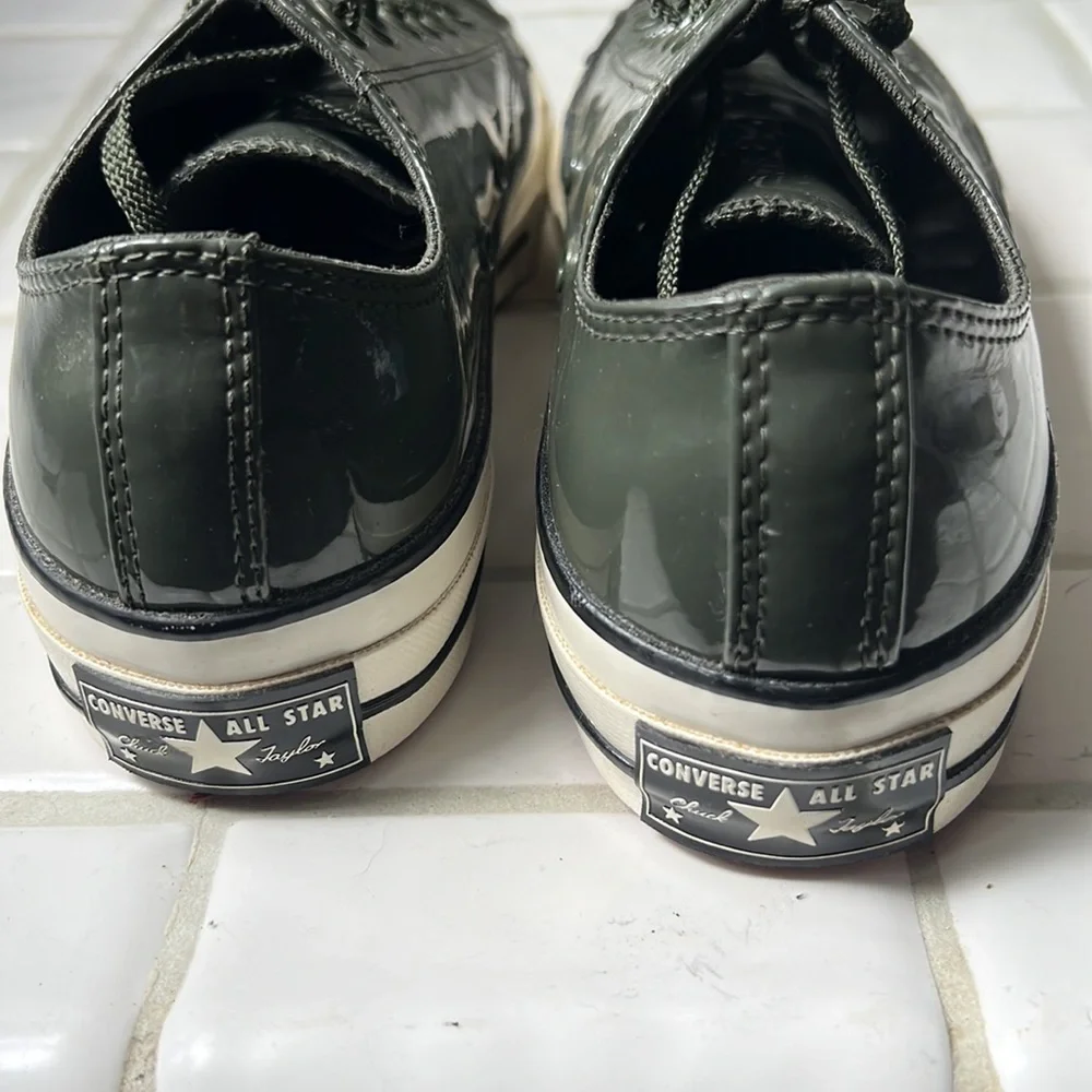Like New - Low top Converse “Chucks” - Picture 7 of 7